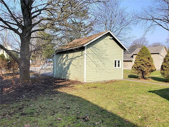 5th image of 31 Boughton Ave