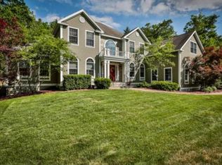 9 Easy St, Windham, NH 03087