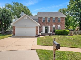 395 Oak Park Village Dr, Grover, MO
