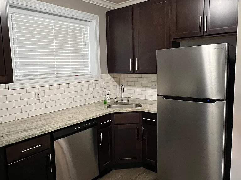 1169 Moorlands Dr #1 — Photo 7