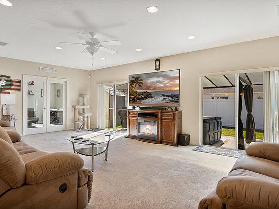 5th image of 109 Fountain Lake Blvd