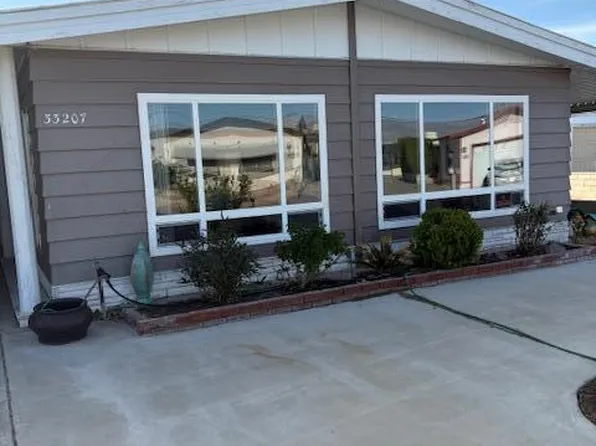 33207 Laura Dr, Thousand Palms, CA 92276