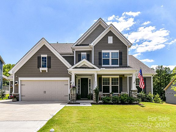 2nd image of 2323 Excalibur Dr