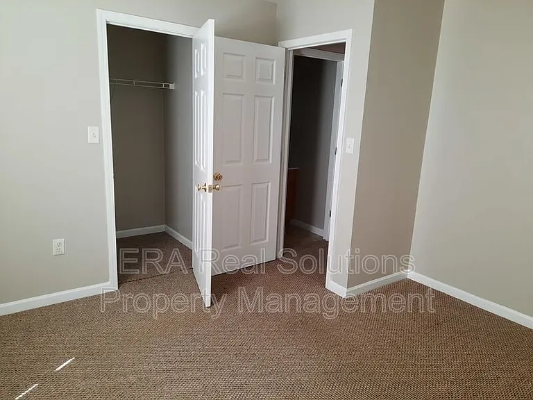 1022 N West St — Photo 8
