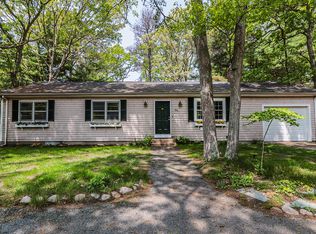 882 Bumps River Rd, Centerville, MA 02632
