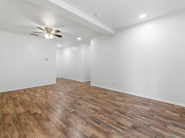 6601 Stonleigh Pl — Photo 21