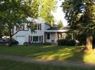 1622 7th Ave NW, E Grand Forks, MN 56721