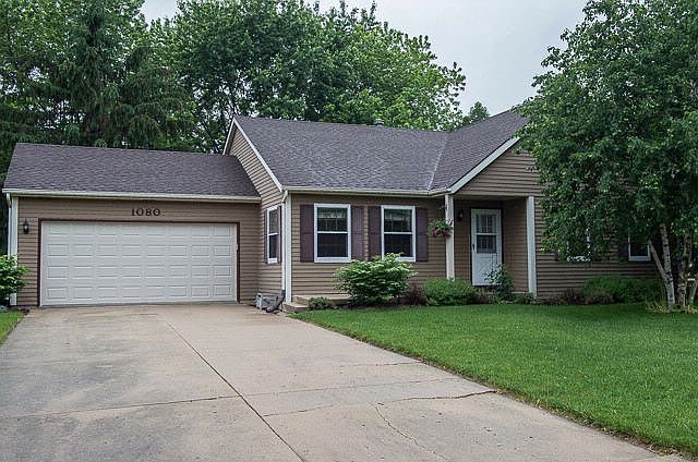 1st image of 1080 Blackhawk Dr