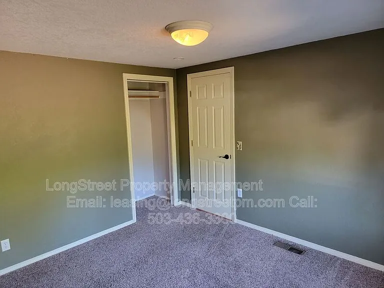 780 SE Marion Ave — Photo 8