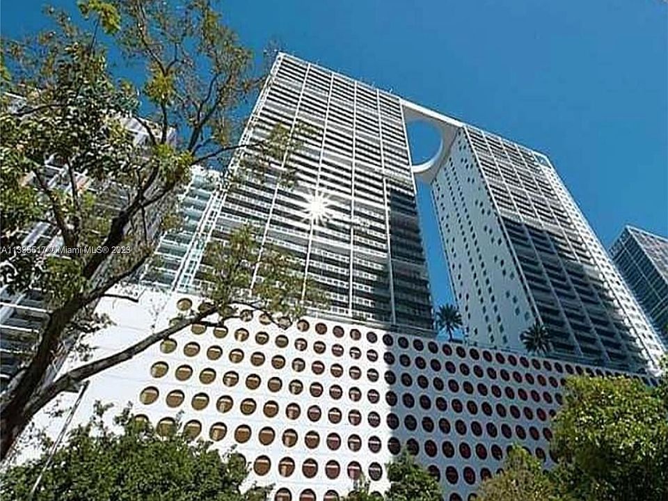 1st image of 55 SE 6th St APT 2800