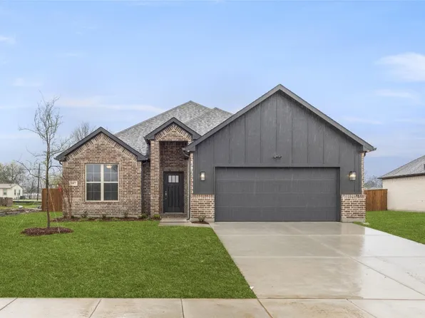 107 Monarch Ln, Nevada, TX 75173