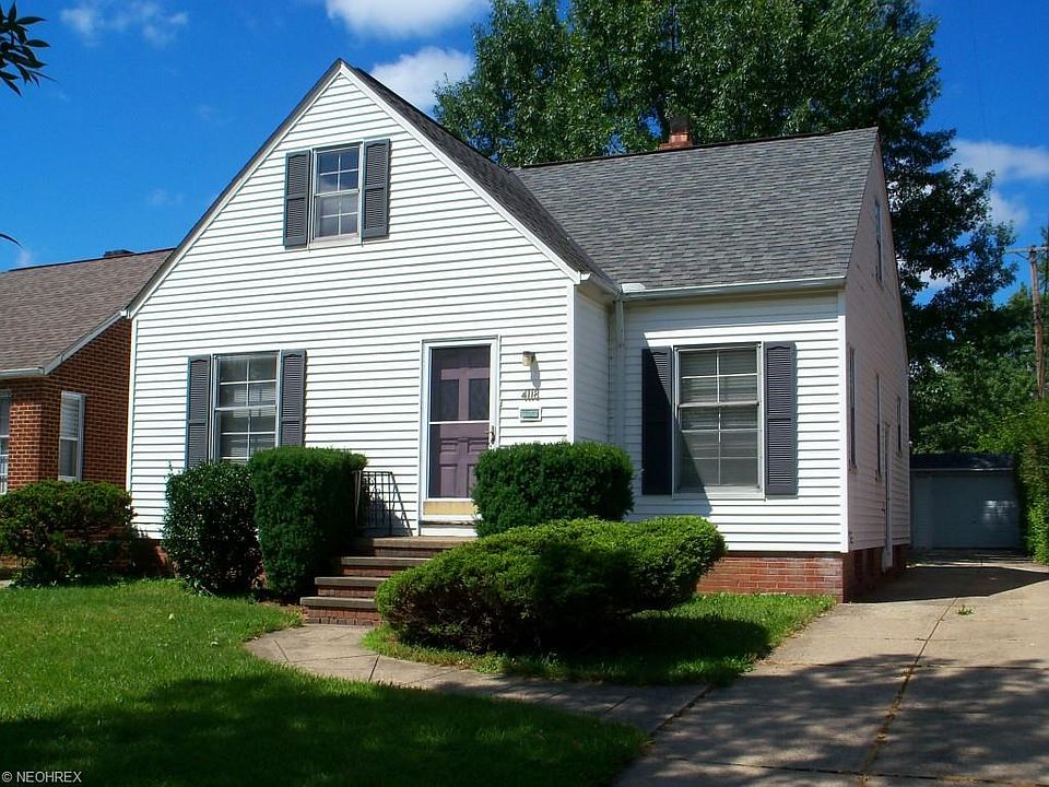 1st image of 4118 W 140th St