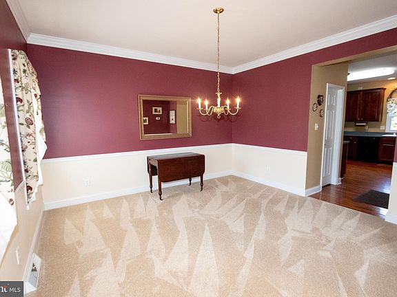 5th image of 300 Bethel Cir