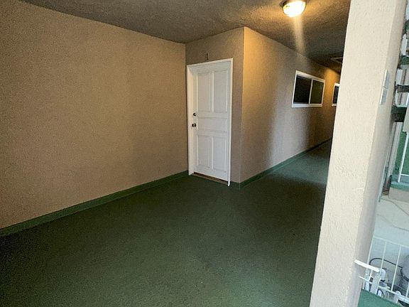 2nd image of 915 N Stoneman Ave APT 1