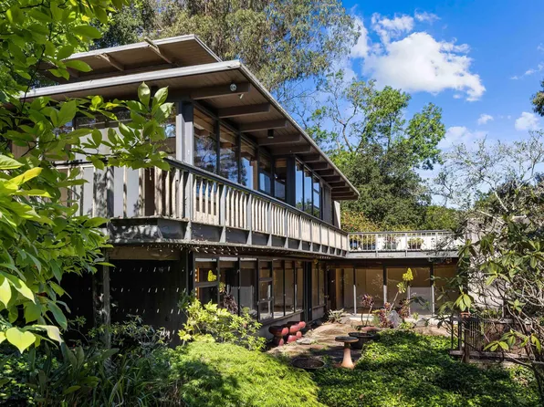 205 Lake Dr, Kensington, CA 94708