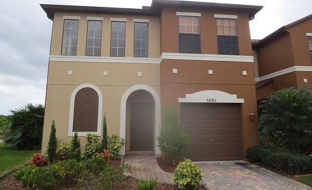 1st image of 5001 NW Coventry Cir