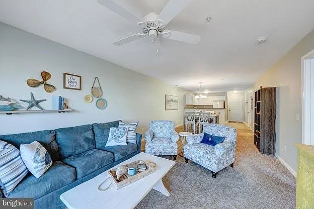 2 bed, 1062 sqft, $1,800 — Photo 3