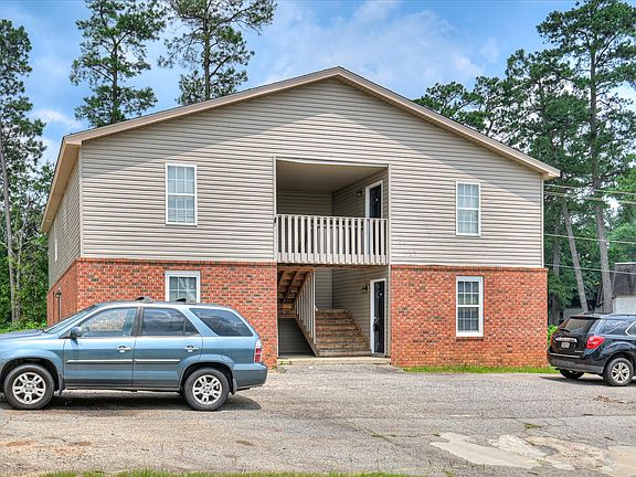 2nd image of 30 Conifer Ct #17919212