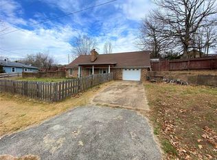 106 Red Bud Cir, Saint Robert, MO 65584