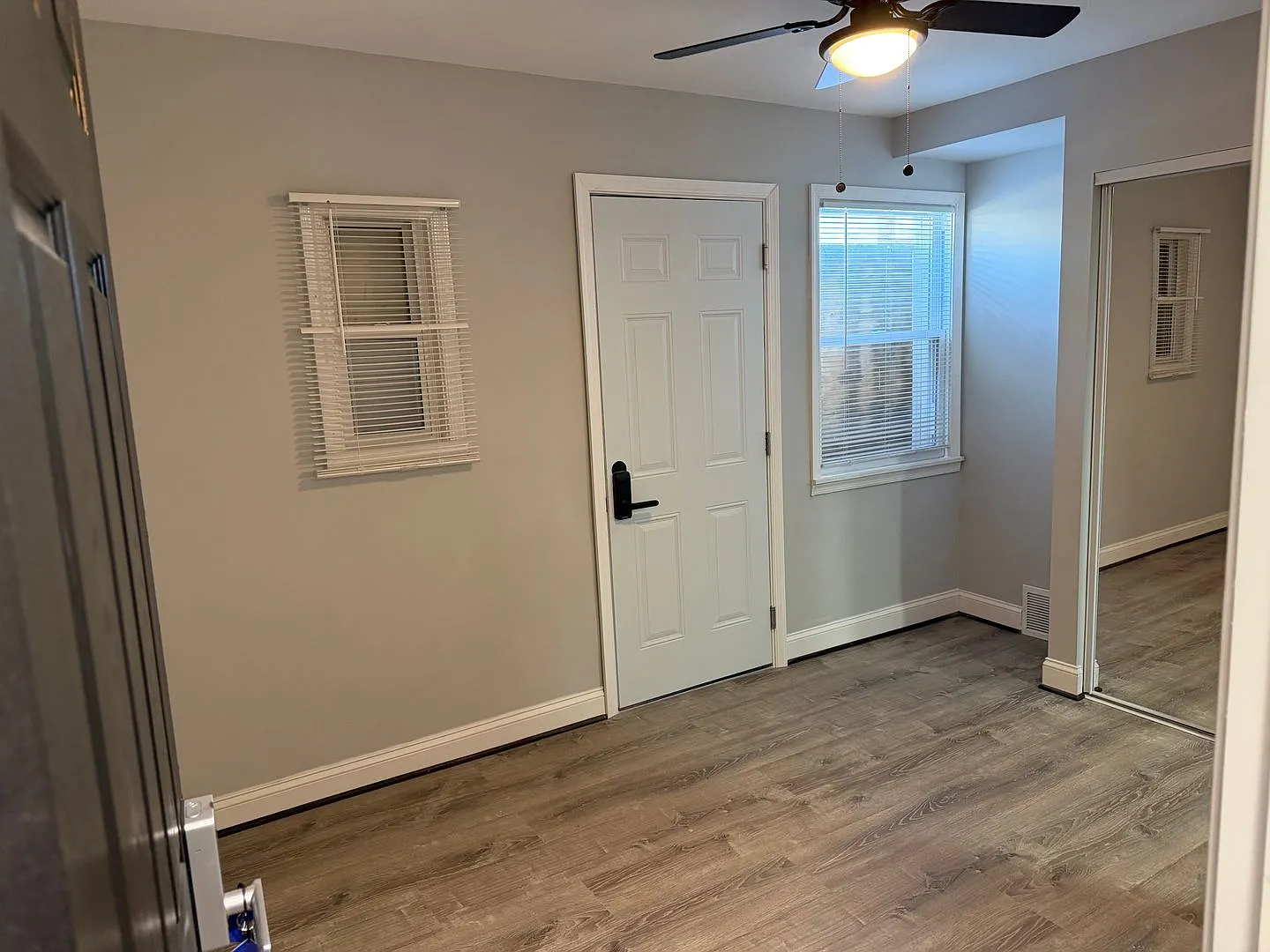 3236 Lohrs Lane BB - $600 (Shared Bath) — Photo 3