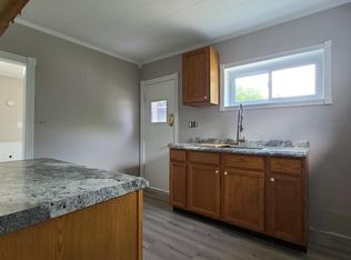 206 W Sangamon St #1/2, Fisher, IL 61843