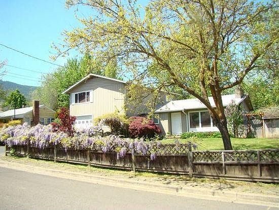 1st image of 717 Park St