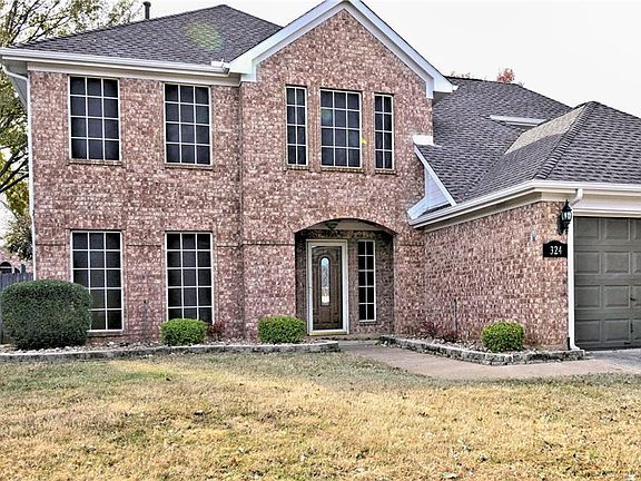 2nd image of 324 Ashley Oak Ln