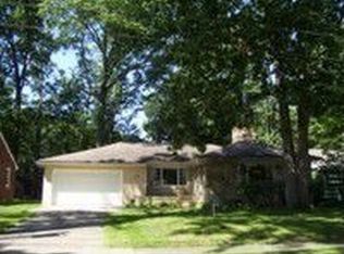 617 Adelaide Ave NE, Warren, OH 44483