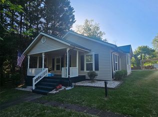 408 Renwick St SW, Lenoir, NC 28645