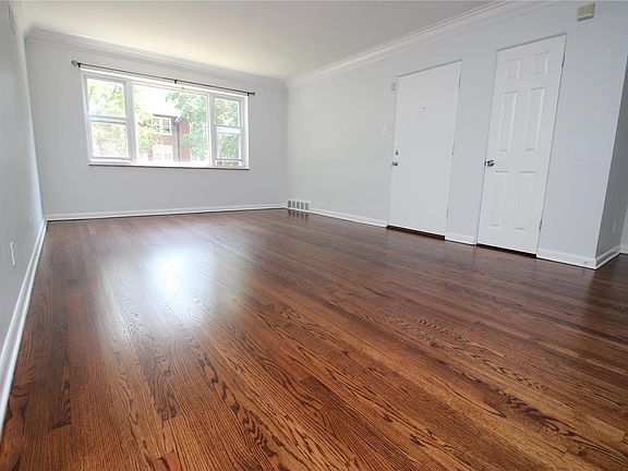 3rd image of 7511 Byron Pl APT 2E
