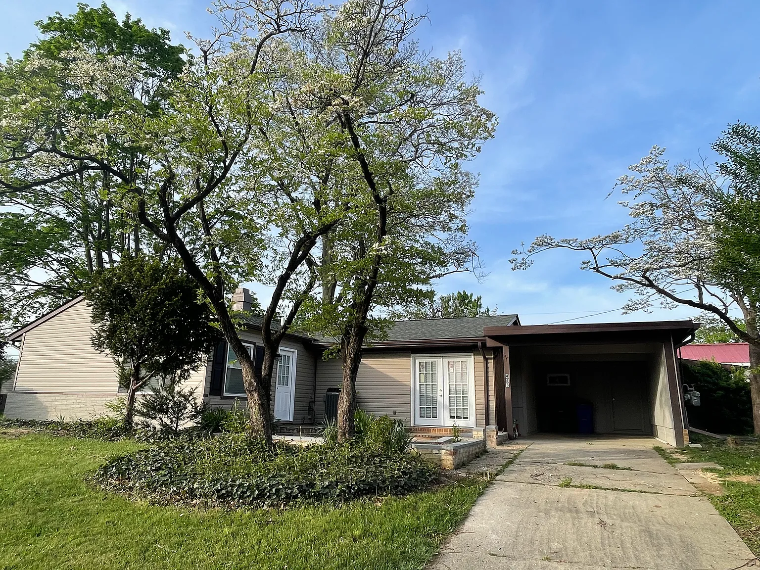 463 Carrollton Dr — Photo 4