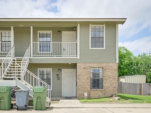 2nd image of 608 Kings Way Dr #D