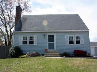 24 Lincoln St, Maynard, MA 01754