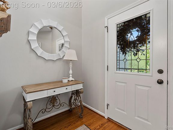 2nd image of 6535 Ridgeview Dr