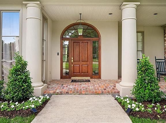 3rd image of 454 Rutherford Dr