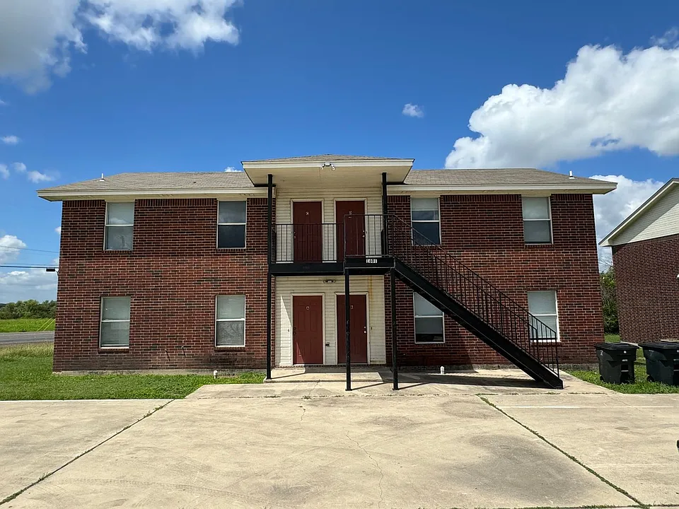 1601 Cedarhill Dr