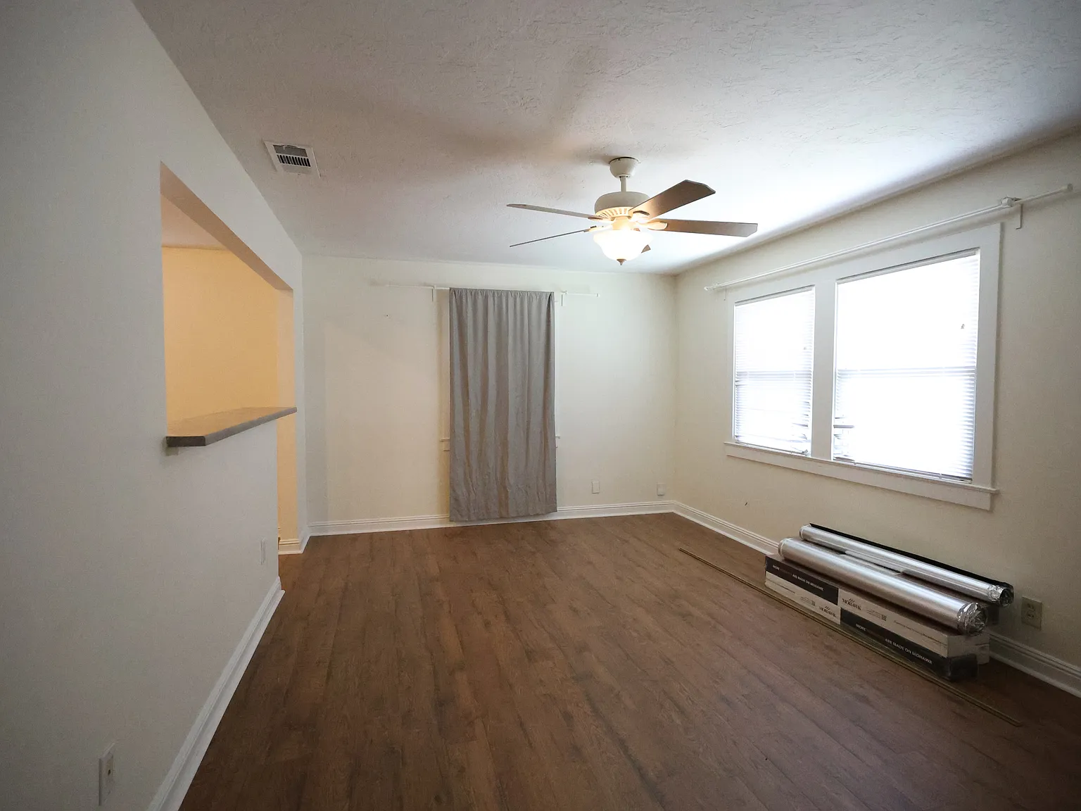 2 bed, 840 sqft, $2,450 — Photo 3