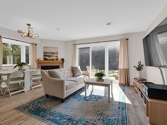 4th image of 11 Laguna Pkwy #28