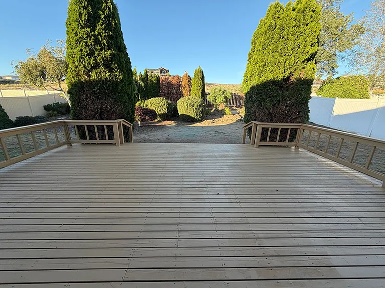 2442 Highland View Dr — Photo 17