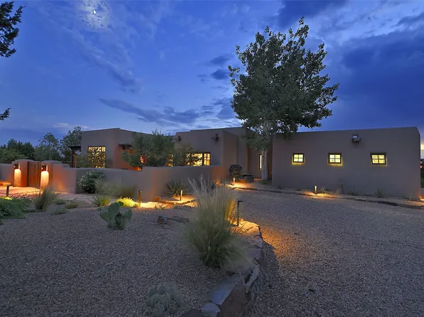 11 Luz Del Dia, Santa Fe, NM 87506