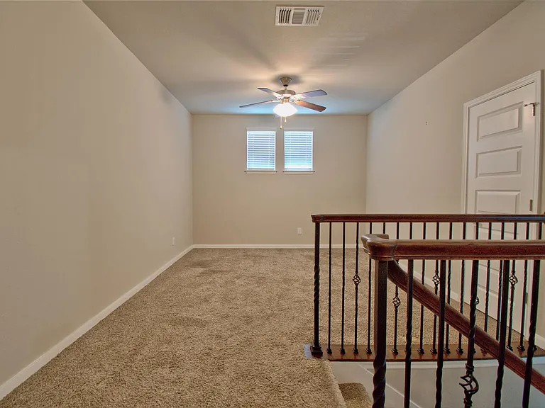 504 Hummingbird Ln #A — Photo 18