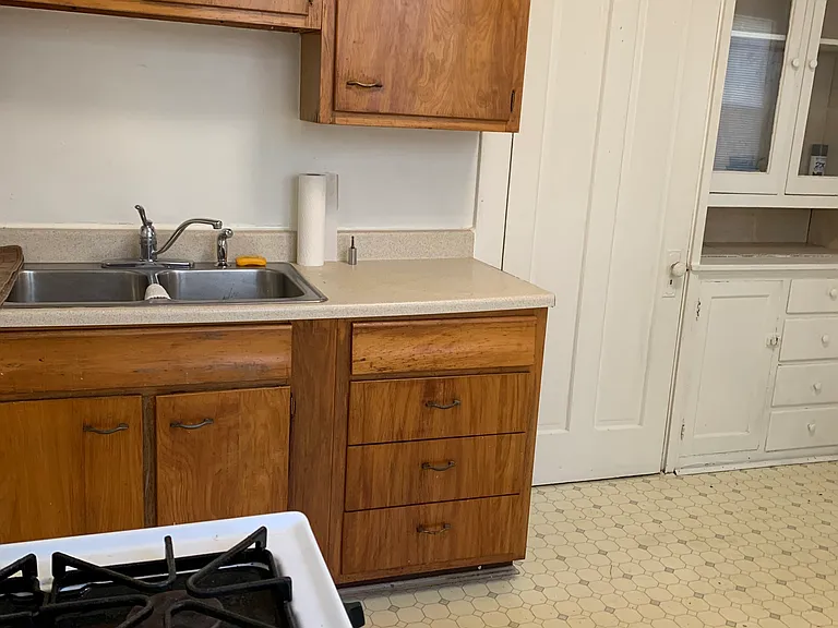 1236 Gilsey Ave #1 — Photo 22