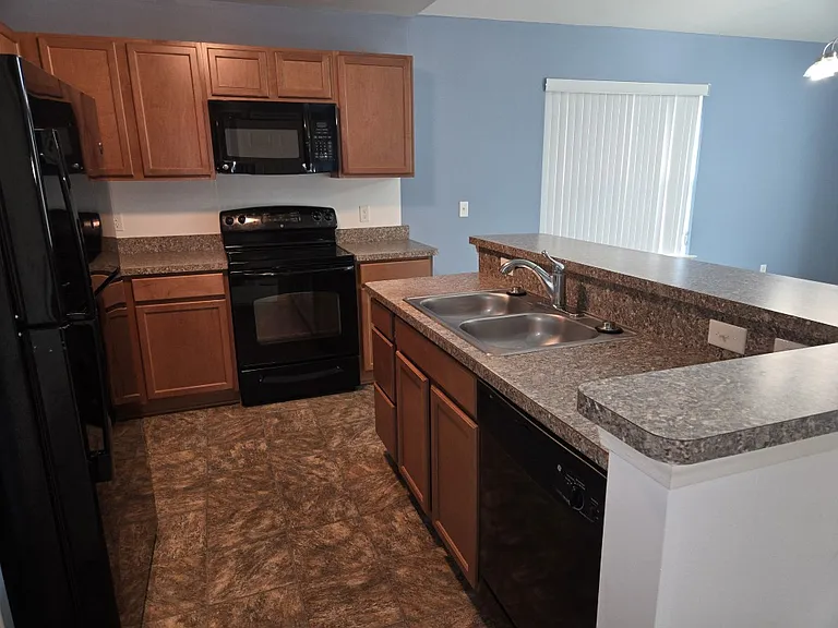 29949 Fox Run Cir #1 — Photo 10