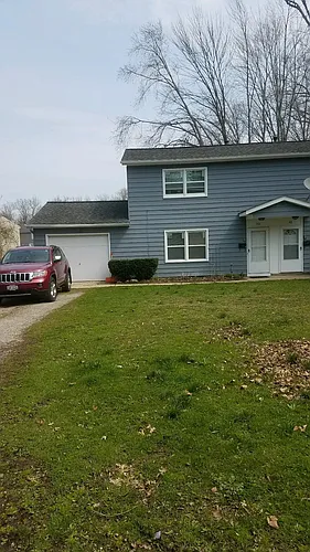 50 Hurst Rd Photo 1