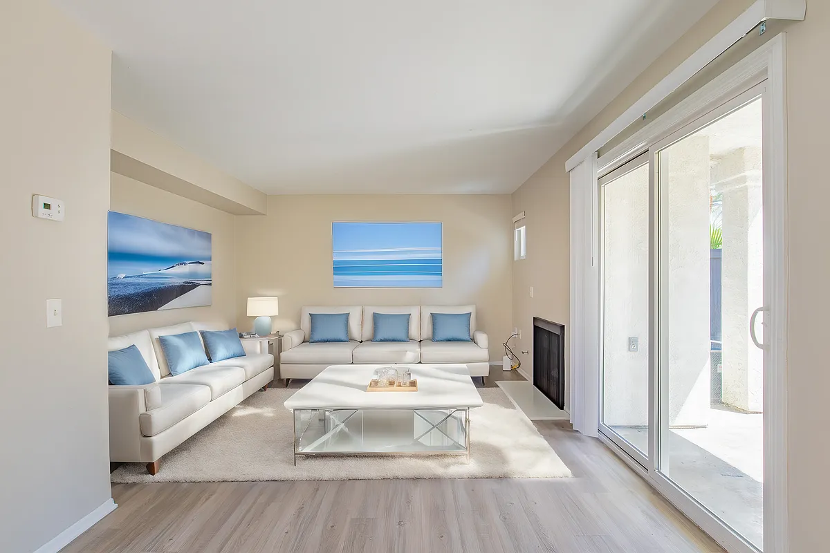 Building Photo - 1202 Sea Cliff Way