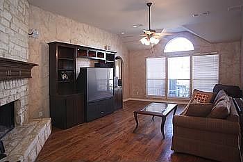 5th image of 11601 Pheasant Creek Dr