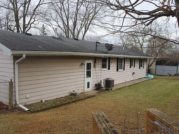 2nd image of 4801 N Vicki Ln