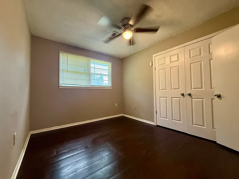 3630 Dundale Rd — Photo 5