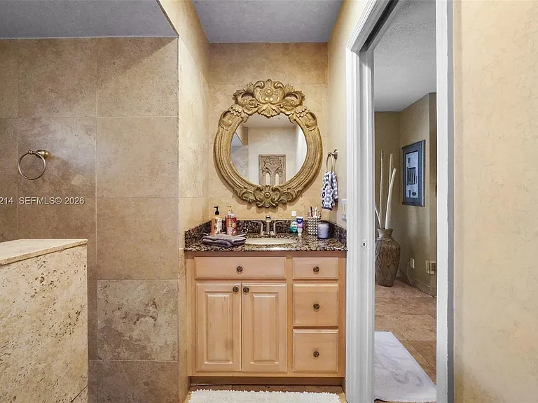 6975 Bianchini Cir — Photo 16