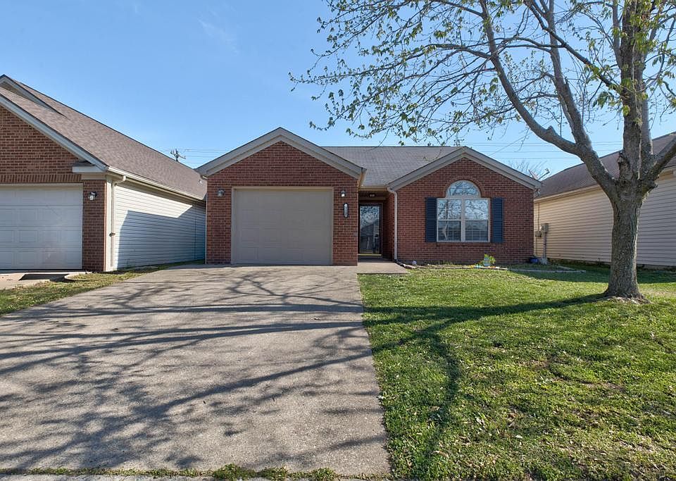1st image of 113 Christopher Dr